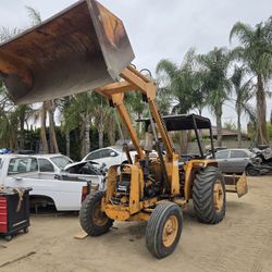 Heavy Equipment  Tractor 