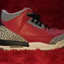 Jordan 3 Retro Size 6 Men 8 Women