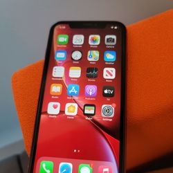 Unlocked IPhone XR 64gb