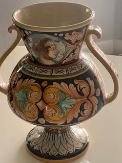 Hand-Painted Italian Majolica Ceramic Urn Vase