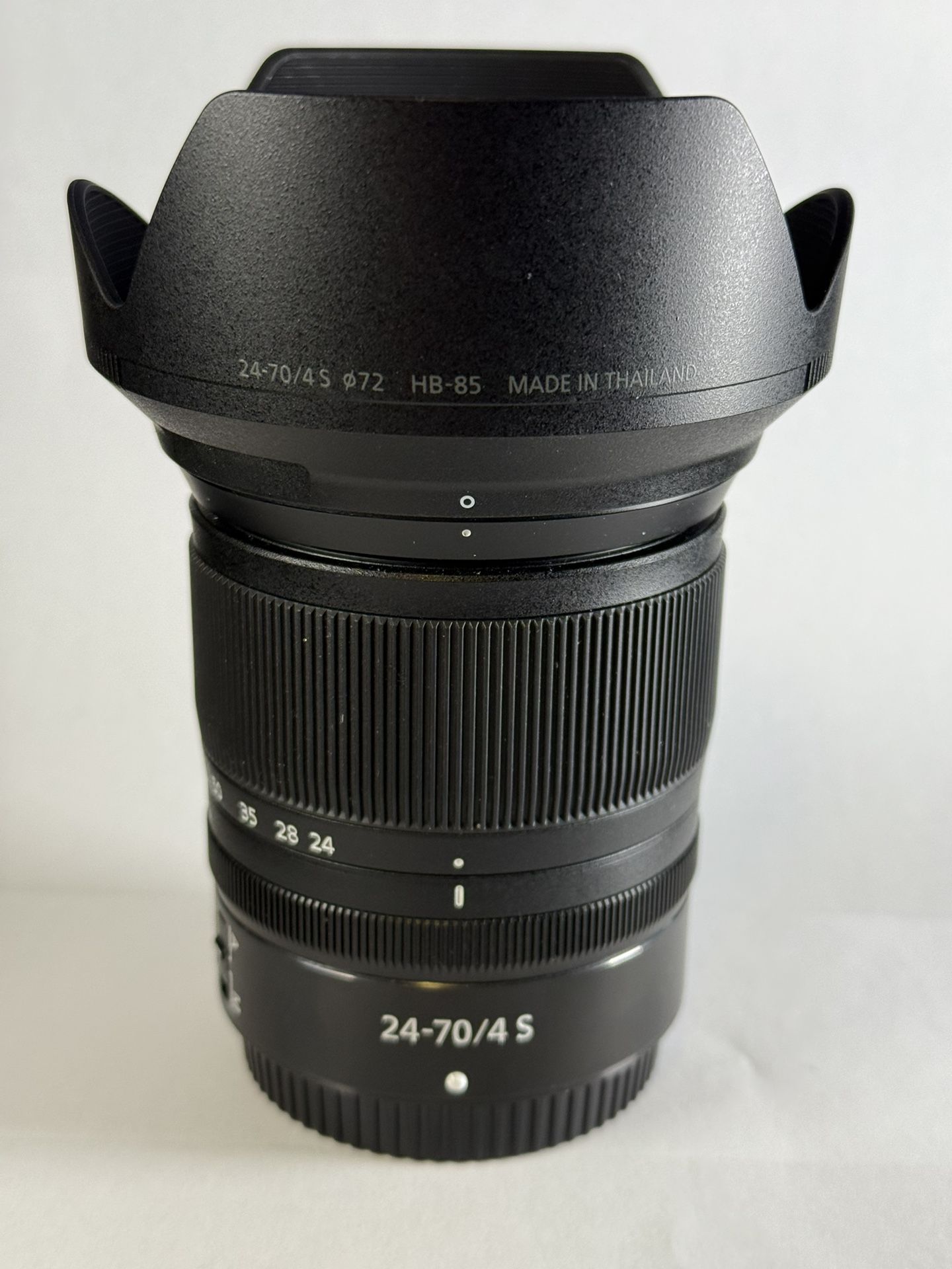 Nikon NIKKOR Z 24-70mm f/4 S Lens