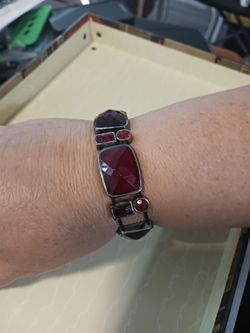 Ladie's Bracelet