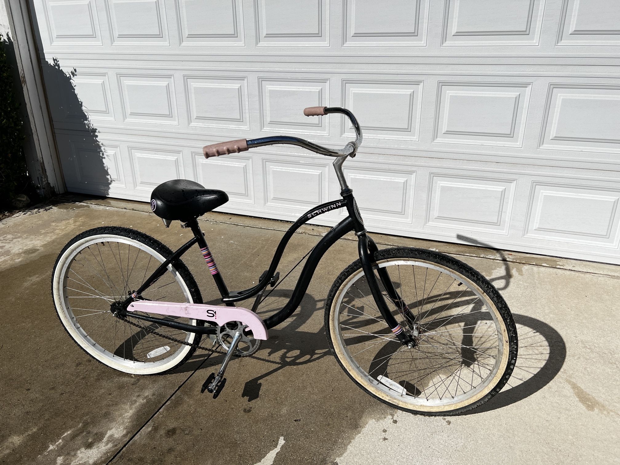 Vintage Pink Schwinn Women’s S1 Cruiser 26” Bike Bicycle