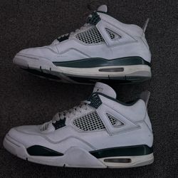 Jordan 4 