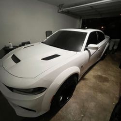 White Doge Hellcat