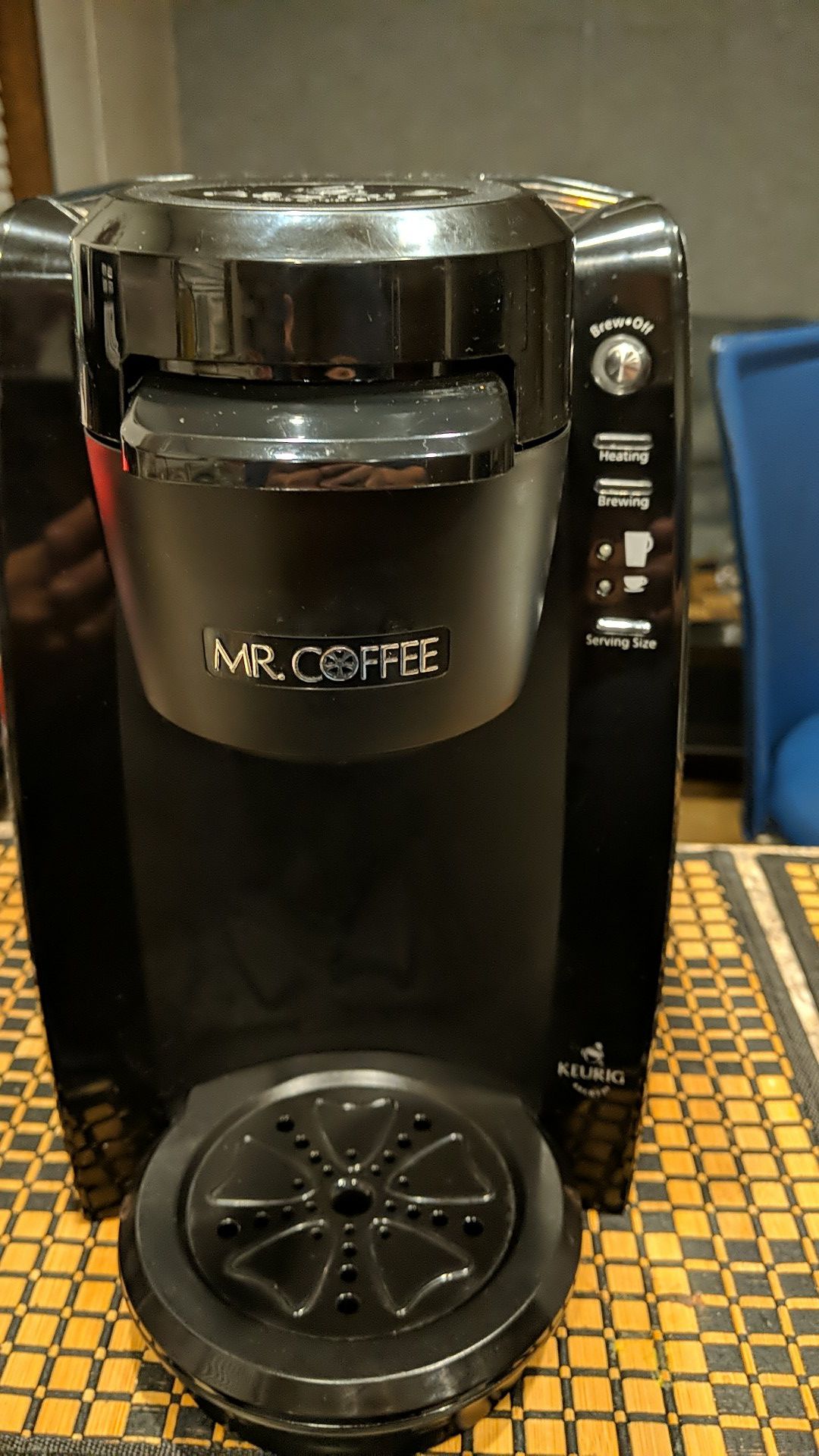 **Pending pick up**Mr Coffee Keurig Brewer Model# BVMC-KG5 1000 WATT