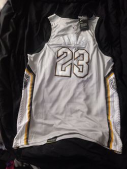 Lebron james jersey