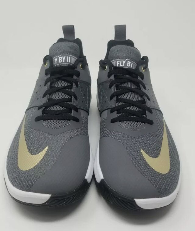nike flyby low 2 grey