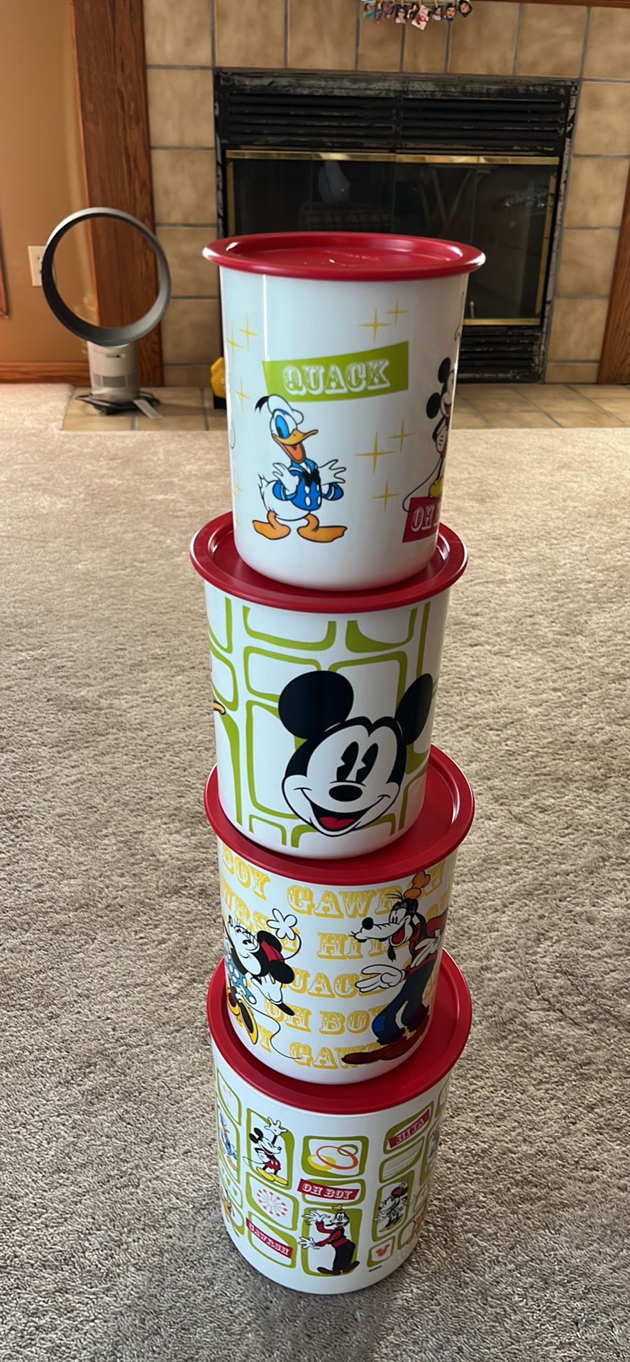 Tupperware Disney Valentine Bowl Set, Packaging Type: Box