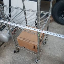 Estante De Metal Con Llantas