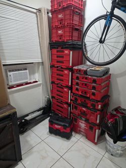 Milwaukee tool boxes