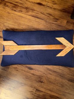 Handmade Wooden Arrow Wall Decor – Rustic Vintage Style (21" x 5")