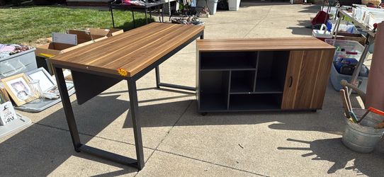 Desk