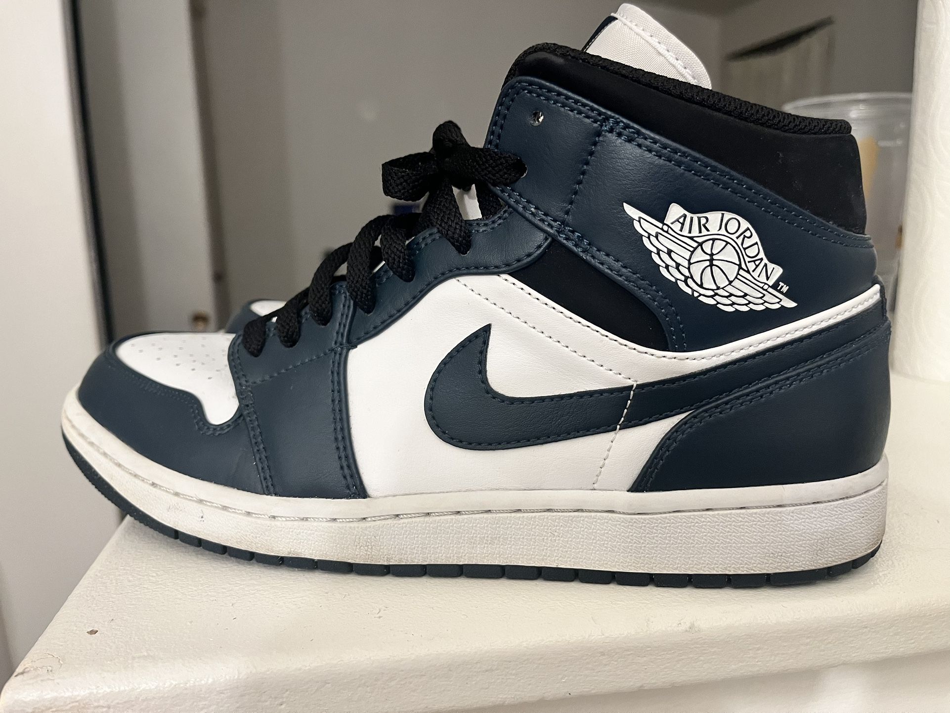 Air Jordan Mid Armory Navy blue Size 10