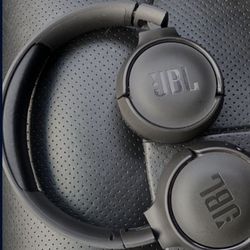 JBL Bluetooth Headphones 