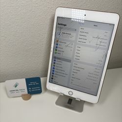 2019 iPad Mini 5th Gen 64gb Unlocked 93% 🔋Health. Has Crack Screen but Fully Functional #0336
