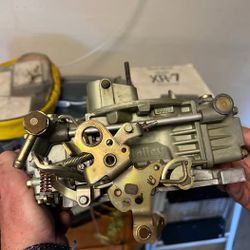 Holley 600 CFM Carburetor (model 8050B) - in need of overhaul