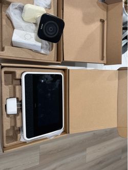 Vivint panel and outdoor camera