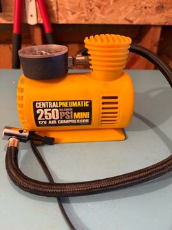 Central Pneumatic 250 PSI Mini 12V Air Compressor
