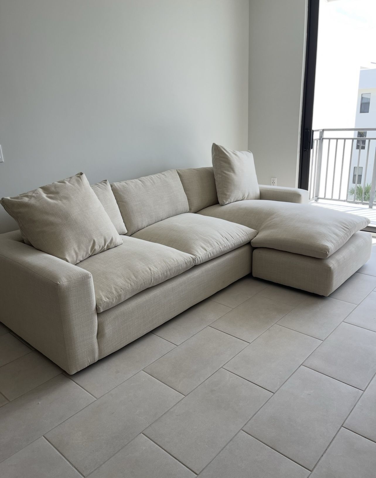 Sofa With Reversible Chaise 108” Living Spaces Shuffle