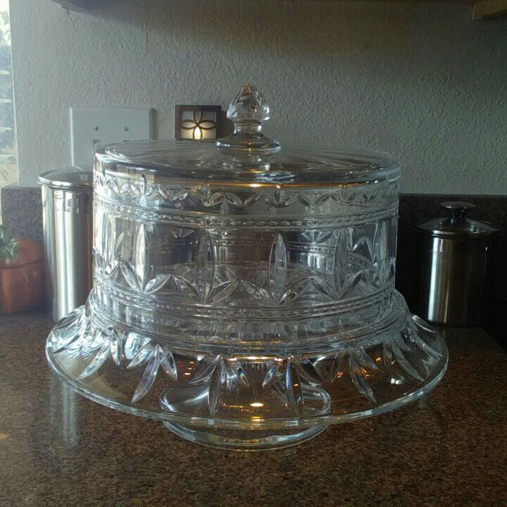 Waterford Leaded Crystal Cake Plate With Dome