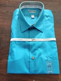 New Men's Van Heusen Long-Sleeved Fitted Dress Shirt w/ 17" neck & 34/35" Sleeve