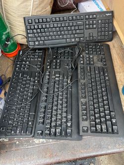 Lot of 4 Logitech Wired Keyboards