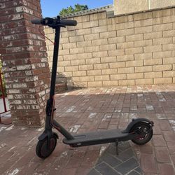 Electric scooter