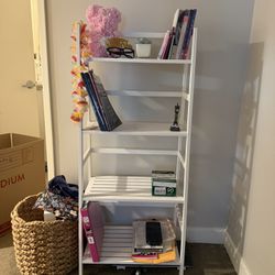 Bookshelf 