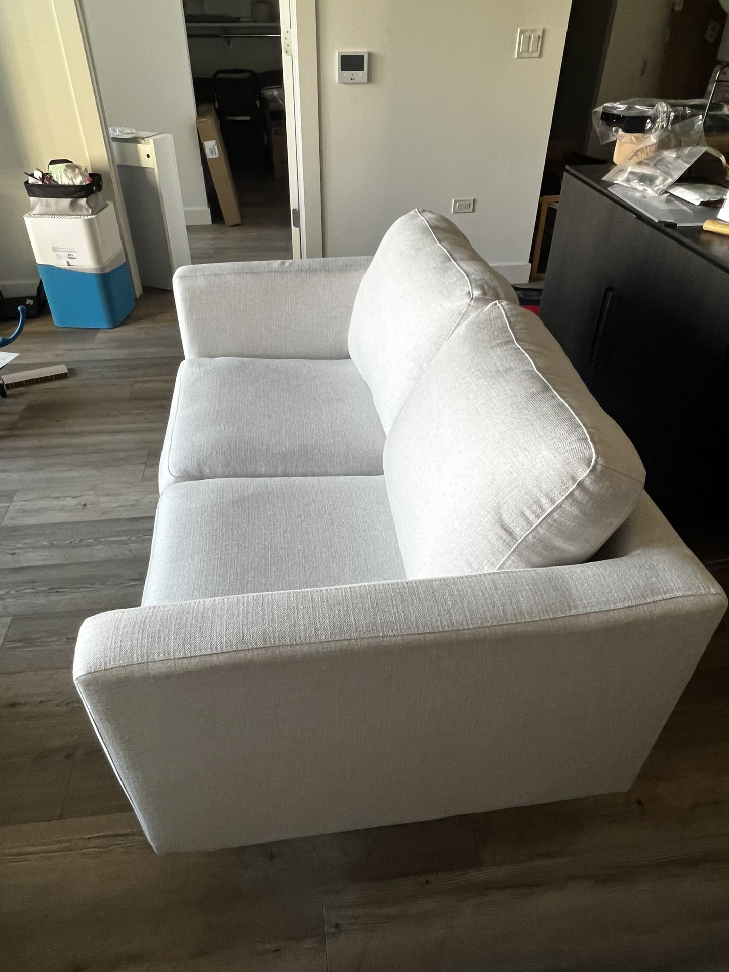 River Revolve Loveseat