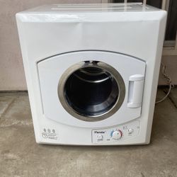 Panda 3.5 cu.ft Compact Portable Dryer