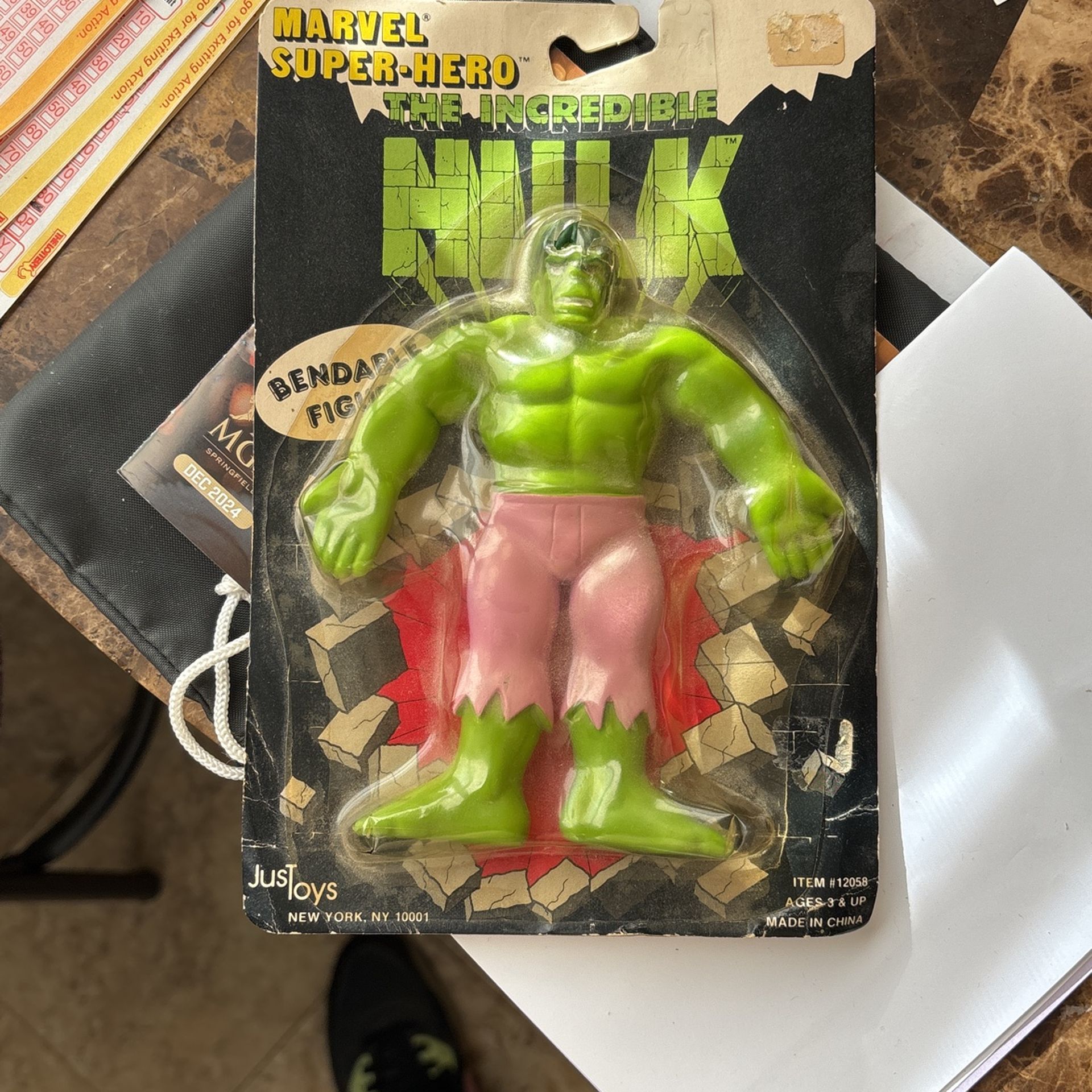 Vintage Incredible Hulk Figure