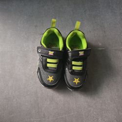 Toddler shoes