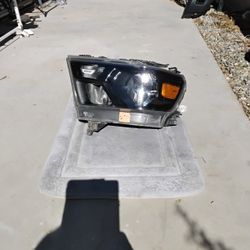 Dogde Ram 1(contact info removed)-023 Healight Used Oem  Lh Side 