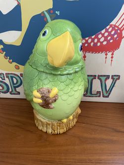 Poppytrail Metlox Parrot Cookie Jar