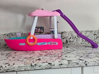 Barbie's dream boat