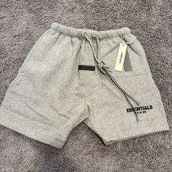 essential shorts