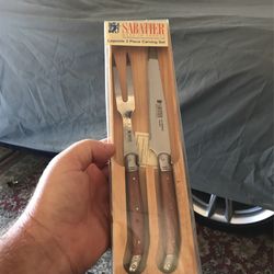 Ready to carve a turkey