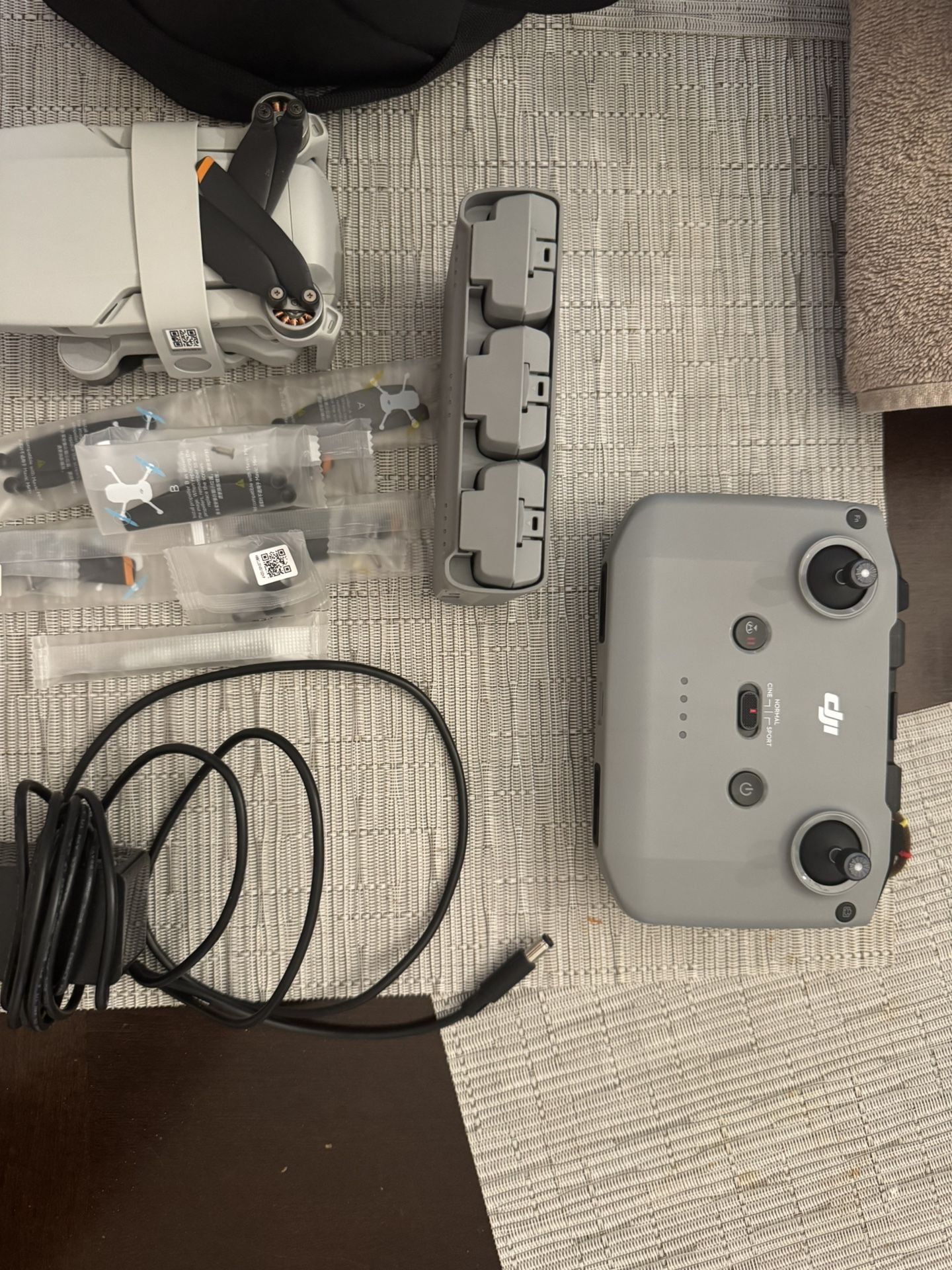 DJI mini 3 fly More Combo Drone