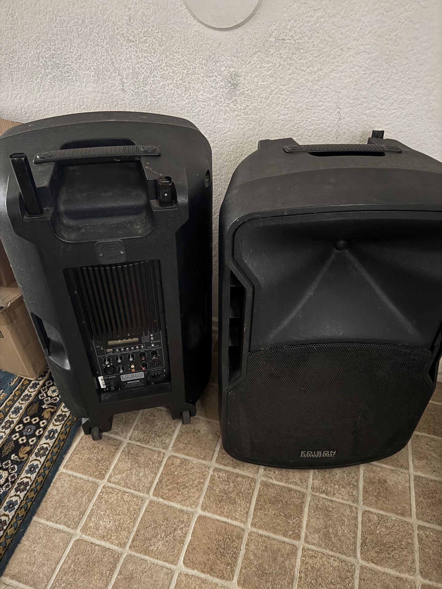 Edison Professional St-3000 Multi-Function Loud Speaker and PA System, Black ST3000