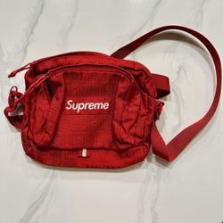 Red Supreme Bag ‘ss19’