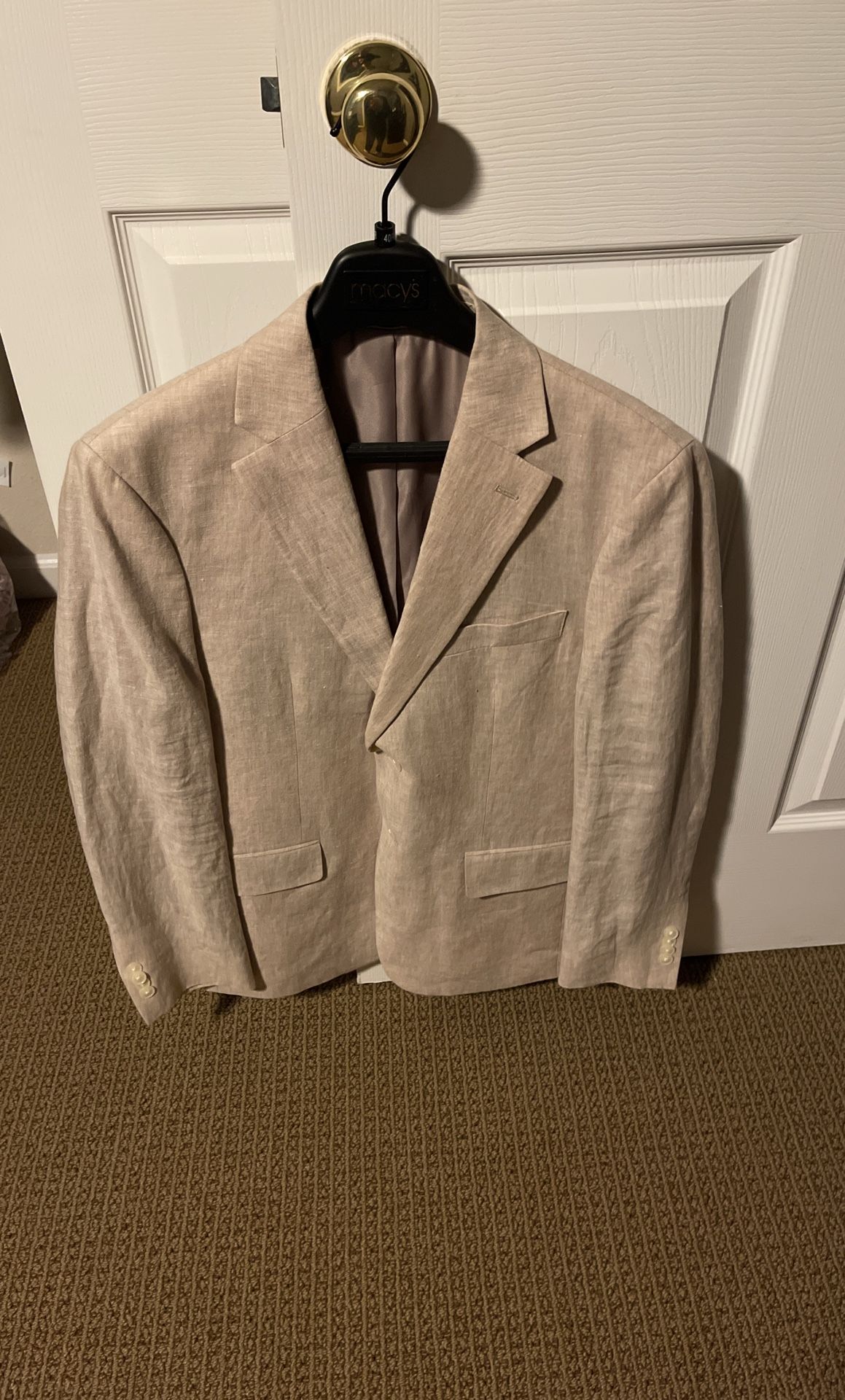 Sports Coat For Men Size 38s. Brand New