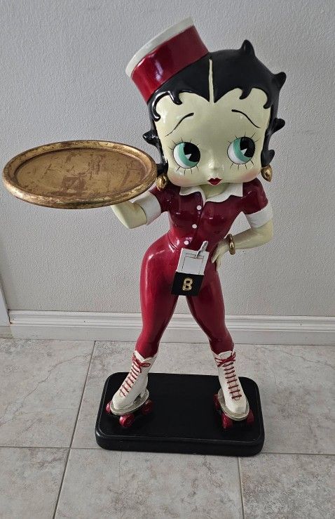 Betty Boop Statue