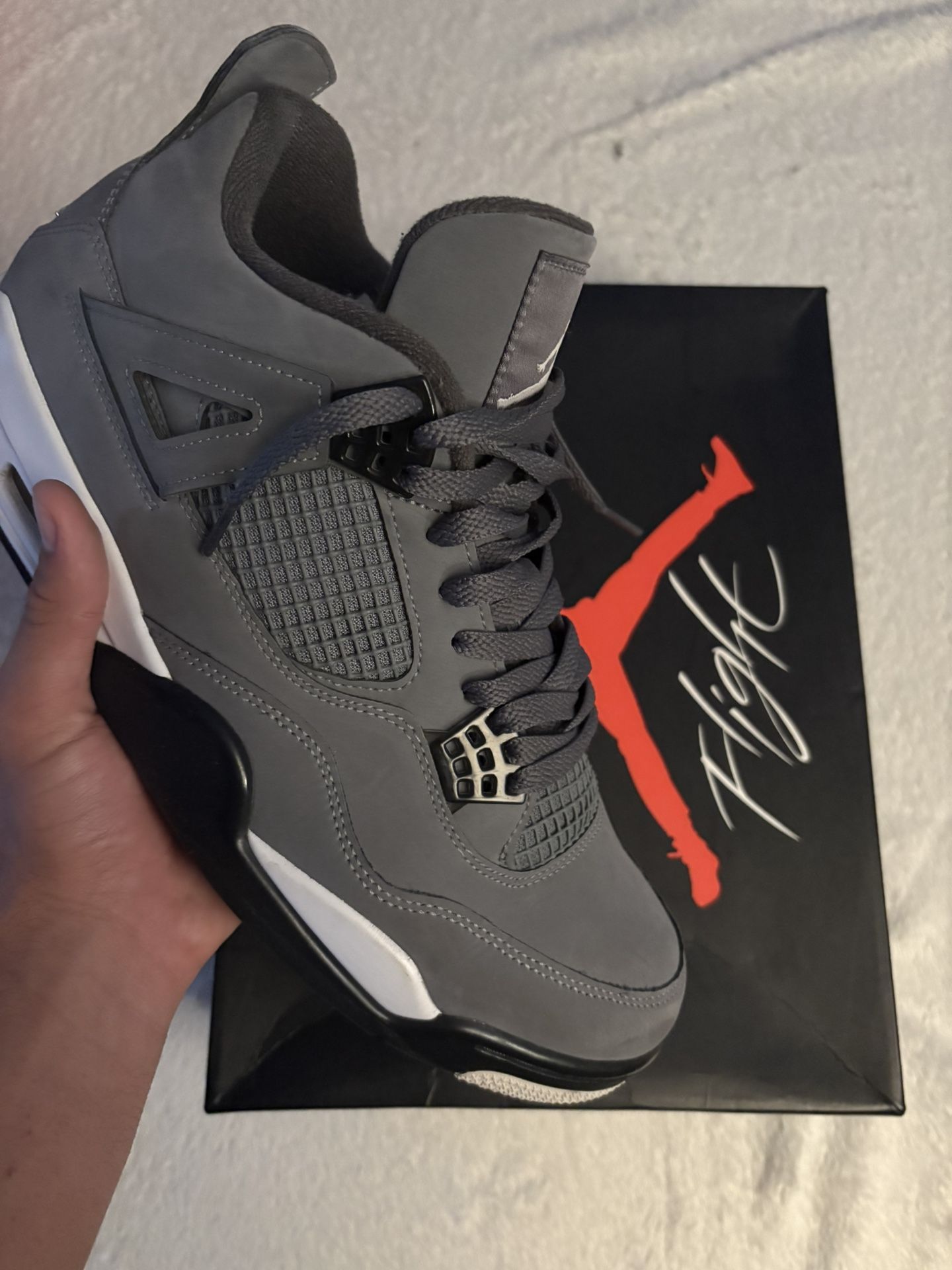 Jordan 4 Cool Grey