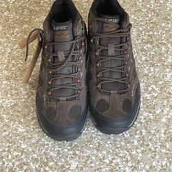 New Waterproof hiking Boots 