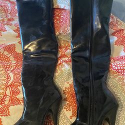 Black Pattern Thigh High Boots. Size 8