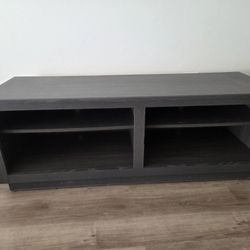 TV Stand With Shelves