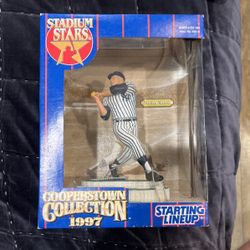 Cooperstown Collection 1997 Mickey Mantle Figure 
