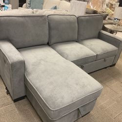 CHRISTMAS SPECIAL !! $899 PULL OUT BED