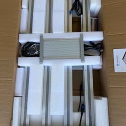 Grow Lights Strips || Brand new in box (24 available)